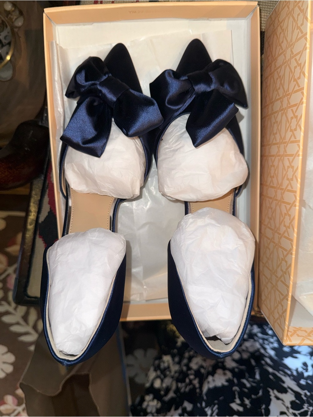 Badgley Mischka Ivory and Gold Logo Shoe Box